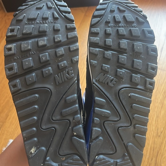 Nike Airmax sneakers. Used but in great condition - Picture 4 of 5